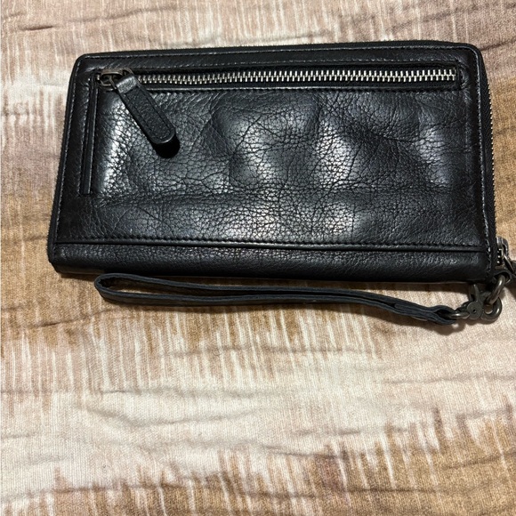 Chic Black Leather Wristlet with Intricate Design - Picture 2 of 5